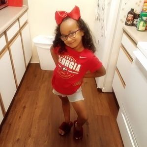 Meet your Posher, Angie